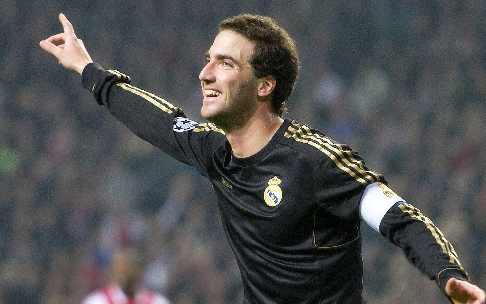 苏索亲曝昔日转会秘辛,国际米兰曾启动解约金条款,但我因红黑之心拒绝